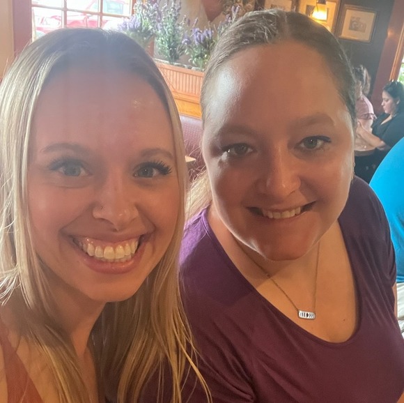 Meet your Posher, Claire - Picture 1 of 1